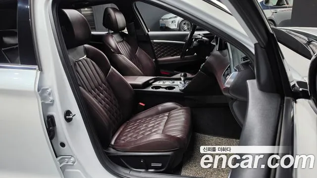 Genesis G70 2021 thumb 10