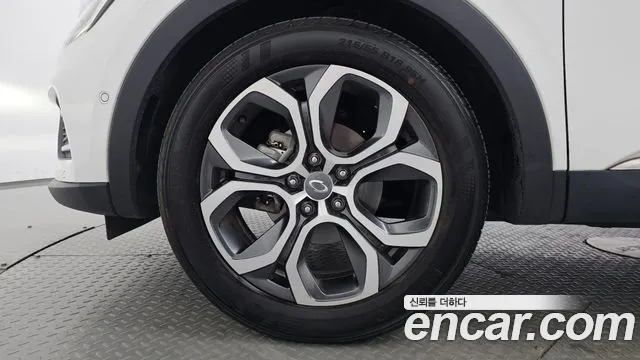 Renault-KoreaSamsung Arkana 2020 thumb 4