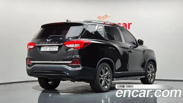 KG_Mobility_Ssangyong Rexton 2018 thumb 2