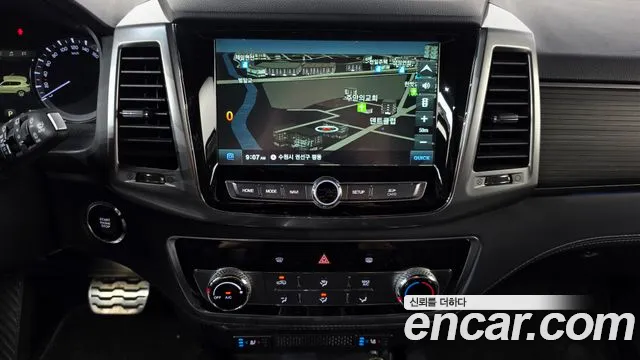 KG_Mobility_Ssangyong Rexton 2018 thumb 12