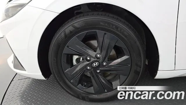 Hyundai Avante 2022 thumb 4