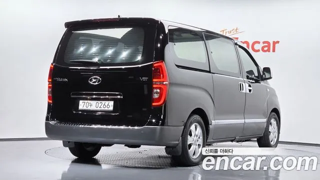 Hyundai Starex 2019 thumb 2