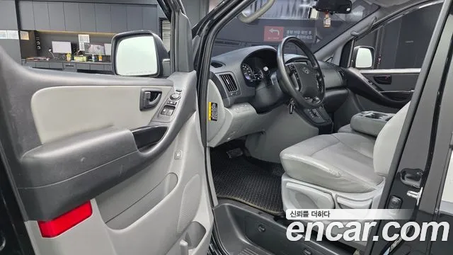 Hyundai Starex 2019 thumb 10