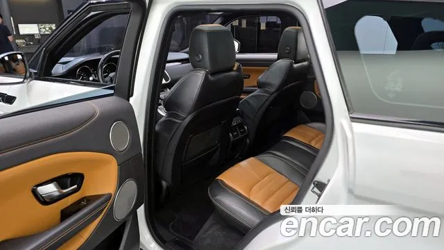 Land Rover Range Rover Evoque 2016 thumb 11