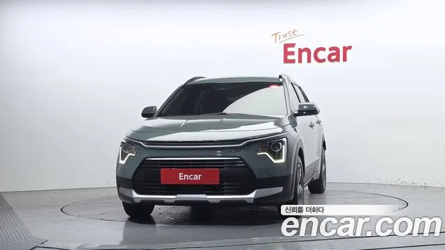Kia Niro 2022 thumb 3