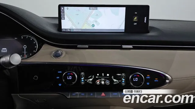 Genesis GV70 2021 thumb 12