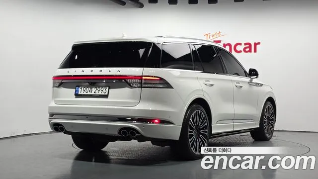 Lincoln Aviator 2022 thumb 2