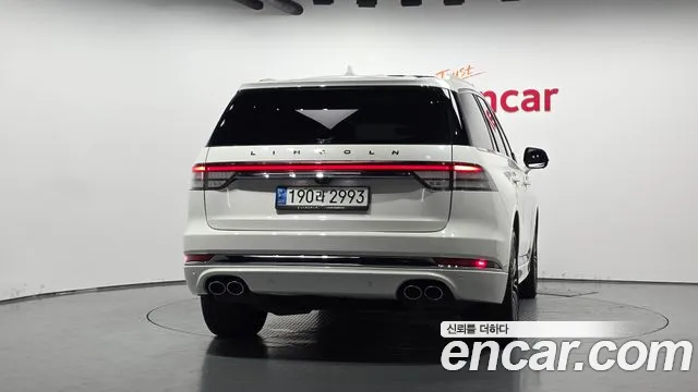 Lincoln Aviator 2022 thumb 4