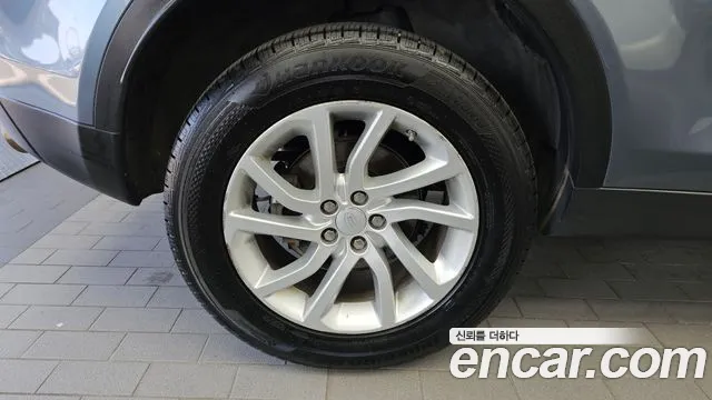 Land Rover Discovery Sport 2018 thumb 5