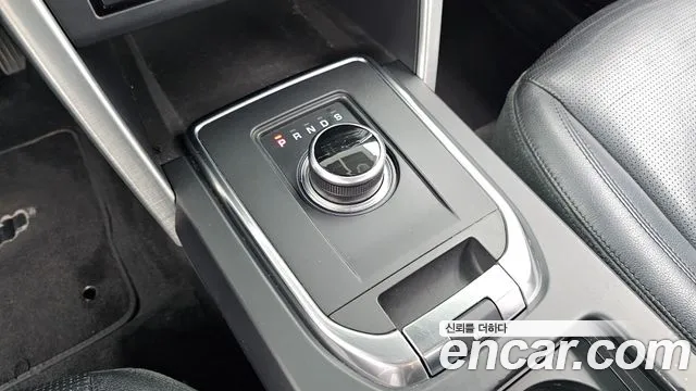 Land Rover Discovery Sport 2018 thumb 9
