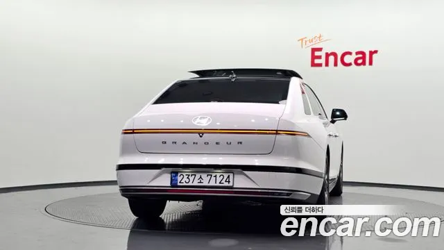 Hyundai Grandeur 2023 thumb 3