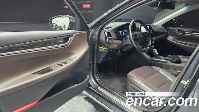 Hyundai Grandeur 2017 thumb 10