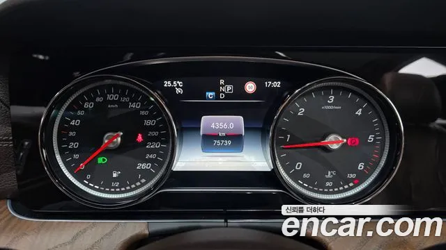 Mercedes-Benz E-Класс 2019 thumb 8