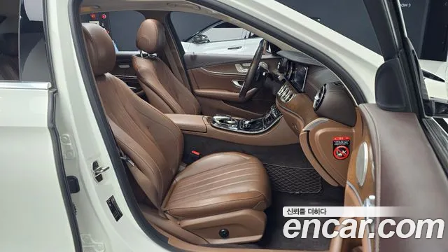 Mercedes-Benz E-Класс 2019 thumb 10