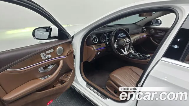 Mercedes-Benz E-Класс 2019 thumb 11