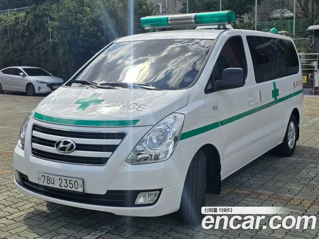 Hyundai Starex 2017 thumb 3