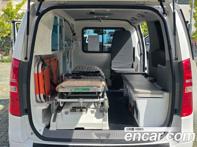 Hyundai Starex 2017 thumb 8