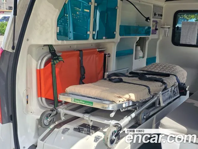 Hyundai Starex 2017 thumb 9