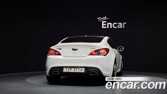 Hyundai Genesis 2009 thumb 4