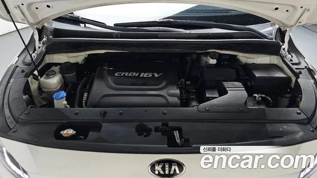 Kia Carnival 2015 thumb 5