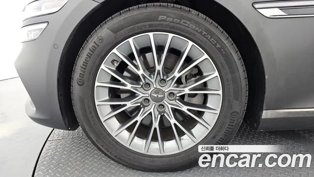 Genesis G80 2023 thumb 5