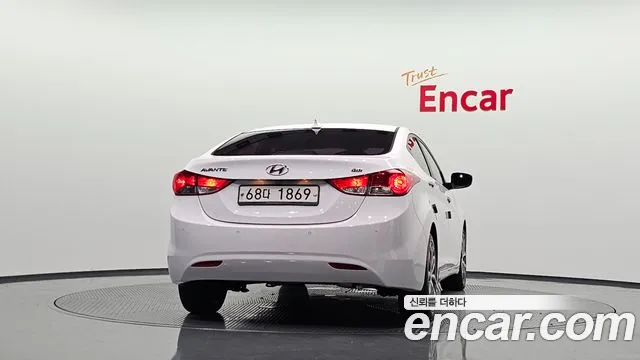 Hyundai Avante 2013 thumb 3