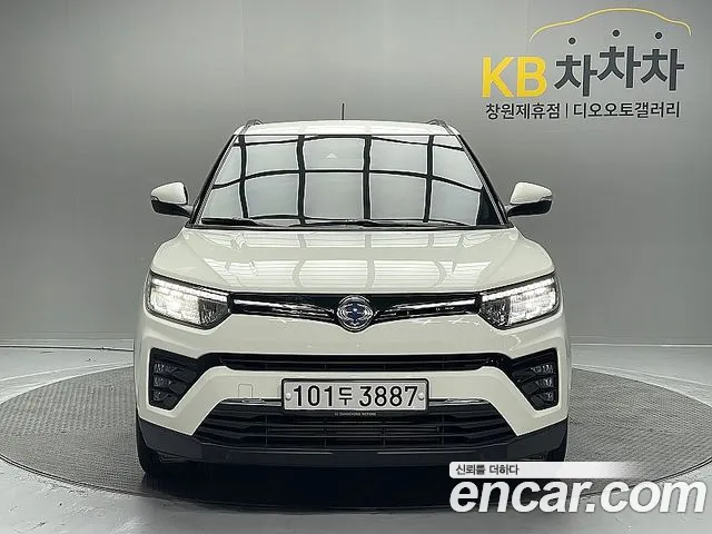 KG_Mobility_Ssangyong TIBOLI 2020 thumb 3