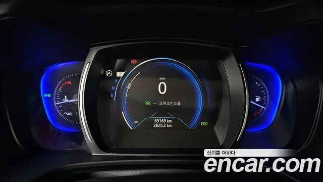 Renault-KoreaSamsung Koleos 2018 thumb 7