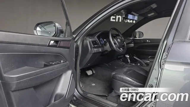 KG_Mobility_Ssangyong Rexton 2020 thumb 10