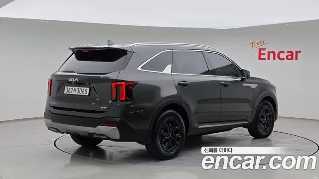 Kia Sorento 2025 thumb 2