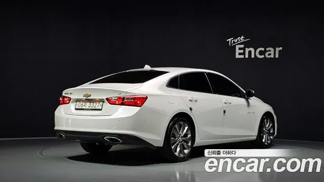 ChevroletGMDaewoo Malibu 2017 thumb 2