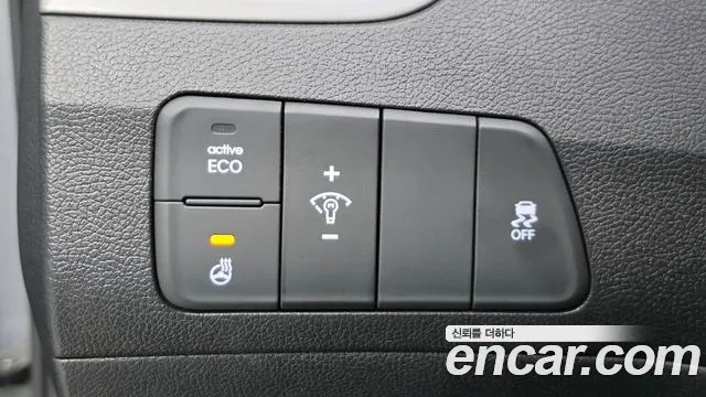 Hyundai Avante 2014 thumb 12