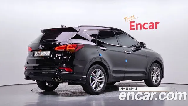 Hyundai Santa Fe 2016 thumb 2