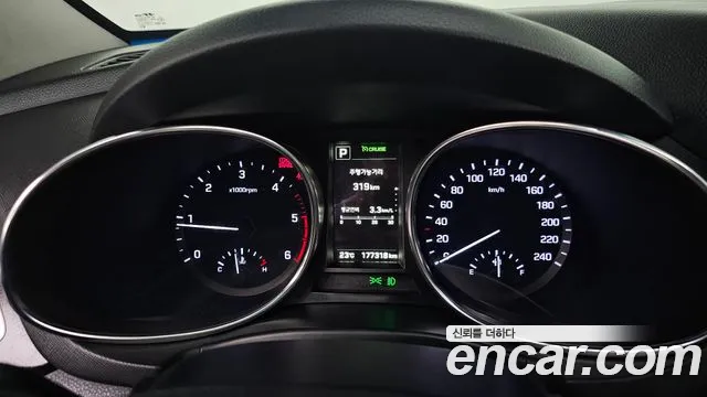 Hyundai Santa Fe 2016 thumb 8