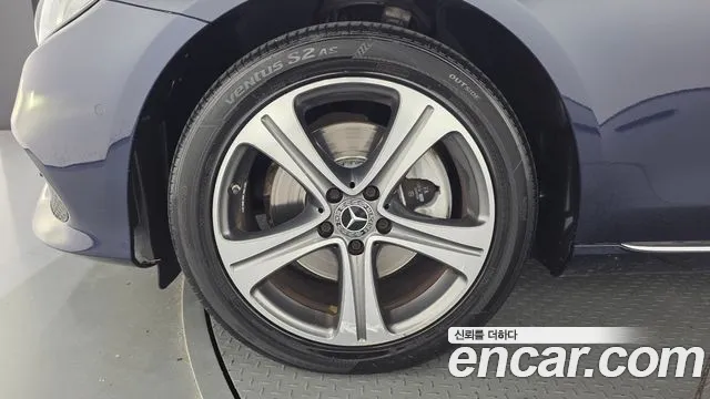 Mercedes-Benz E-Класс 2019 thumb 5