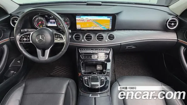 Mercedes-Benz E-Класс 2019 thumb 7