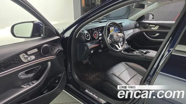 Mercedes-Benz E-Класс 2019 thumb 10