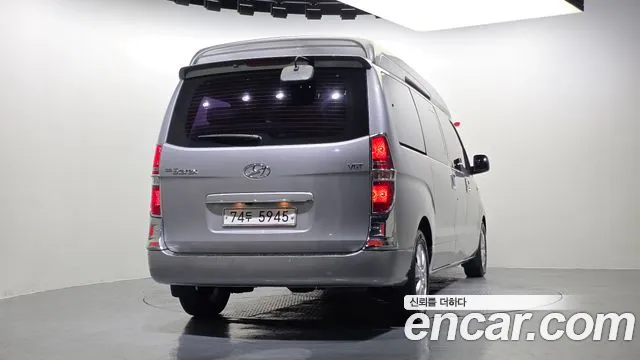 Hyundai Starex 2018 thumb 4