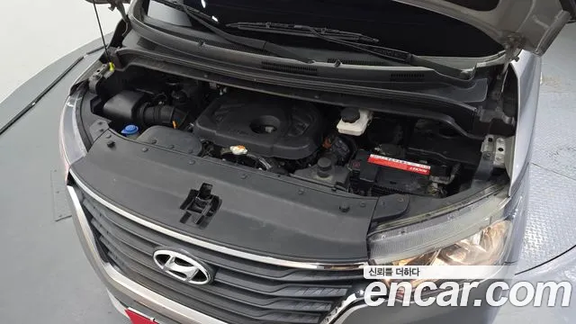 Hyundai Starex 2018 thumb 6