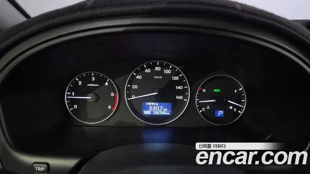 Hyundai Starex 2018 thumb 8