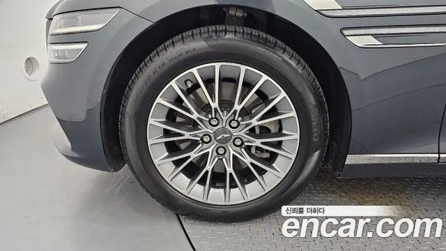 Genesis G80 2023 thumb 5