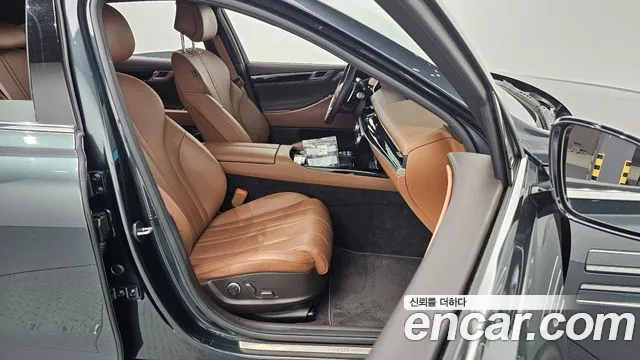 Genesis G80 2023 thumb 10