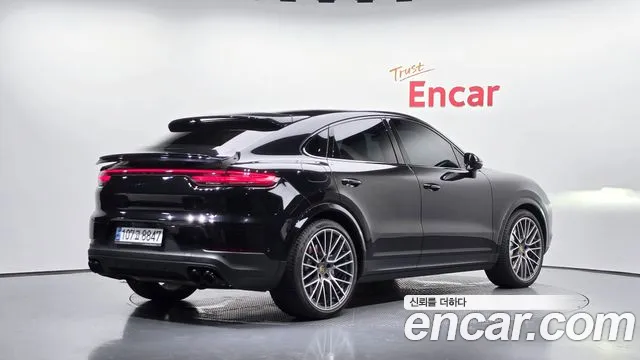 Porsche Cayenne 2020 thumb 2