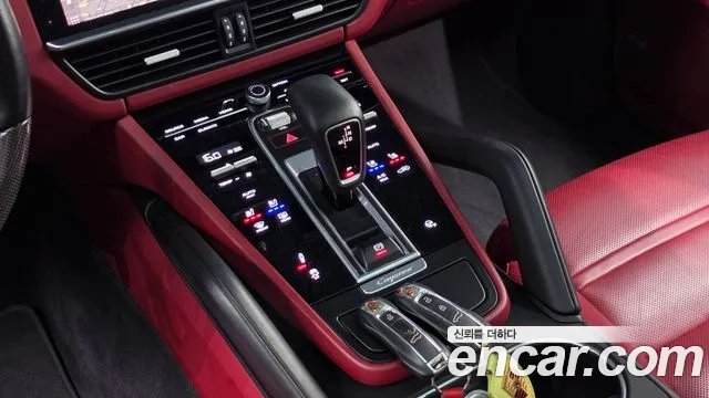 Porsche Cayenne 2020 thumb 9