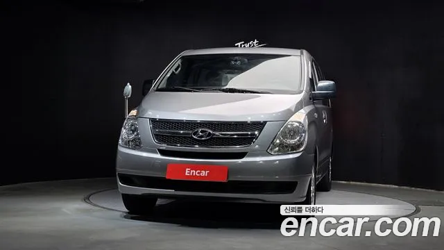 Hyundai Starex 2011 thumb 3