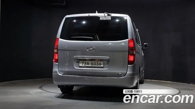 Hyundai Starex 2011 thumb 4