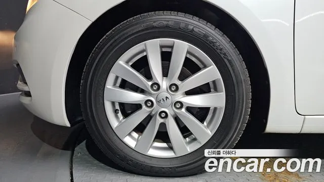 Kia K3 2013 thumb 5