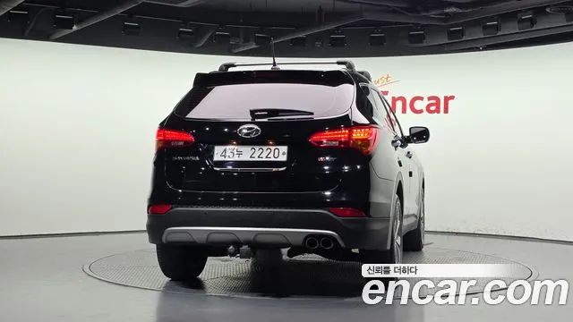 Hyundai Santa Fe 2014 thumb 4