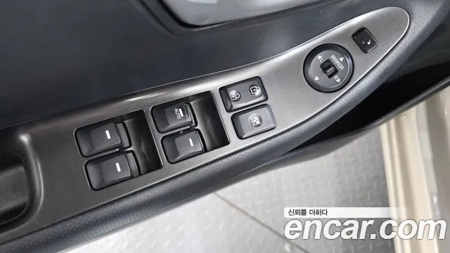 Kia Morning 2015 thumb 11