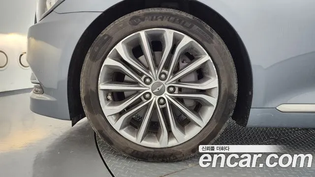 Hyundai Genesis 2014 thumb 5